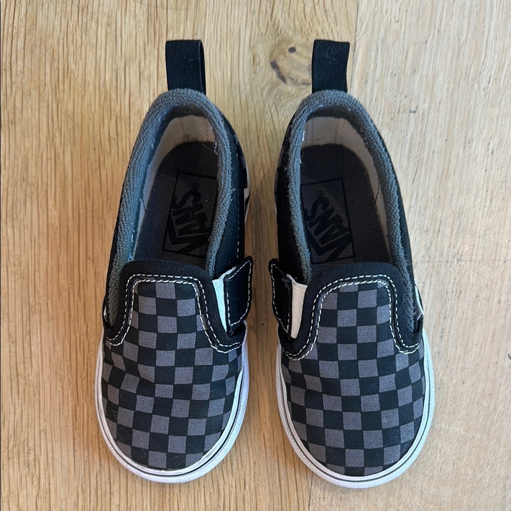 EUC Vans Kids Checkered Slip-On Shoes - Black and Gray